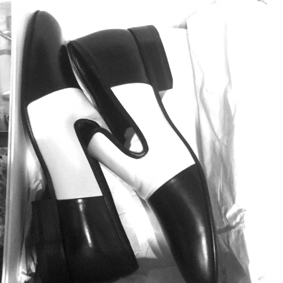 Celine - Picture 1 of 6